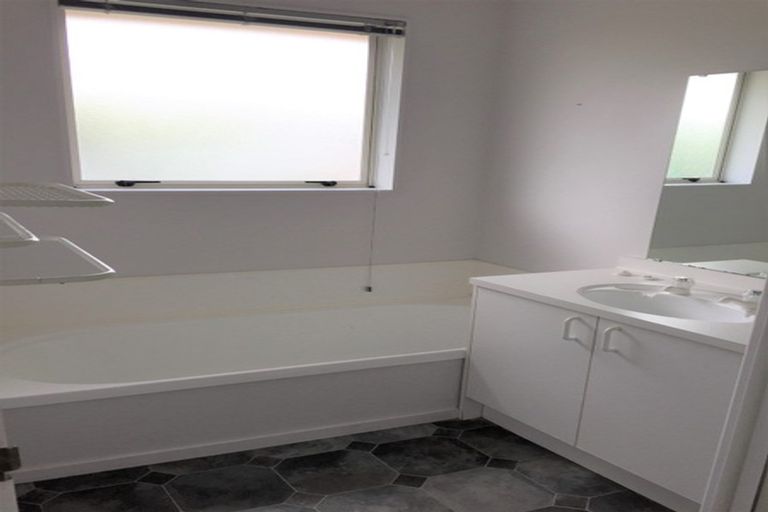 Photo of property in 80 Dixon Road, Glenview, Hamilton, 3206