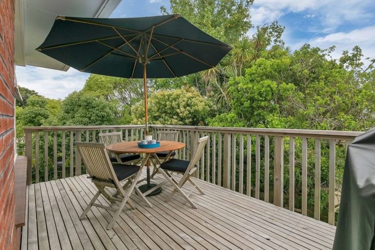 Photo of property in 1/5 Stott Avenue, Birkdale, Auckland, 0626