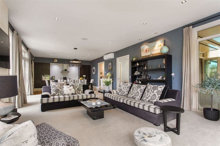 Photo of property in 47 Waiwetu Street, Fendalton, Christchurch, 8052