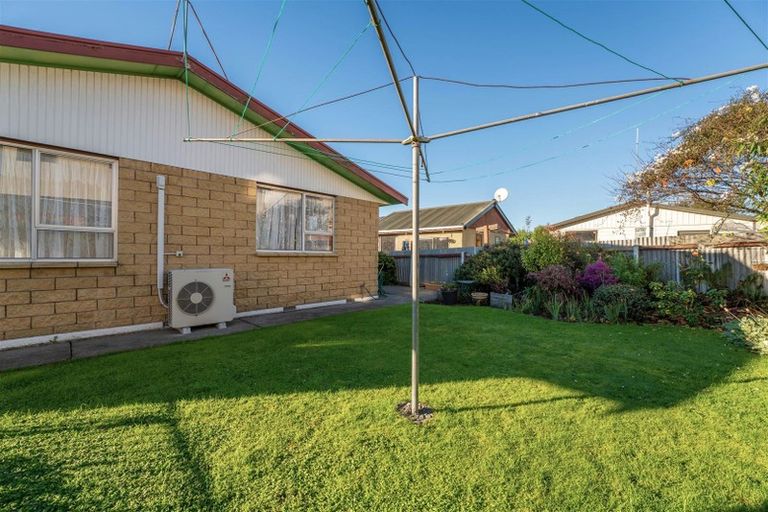 Photo of property in 2/14 Oxford Street, West End, Timaru, 7910