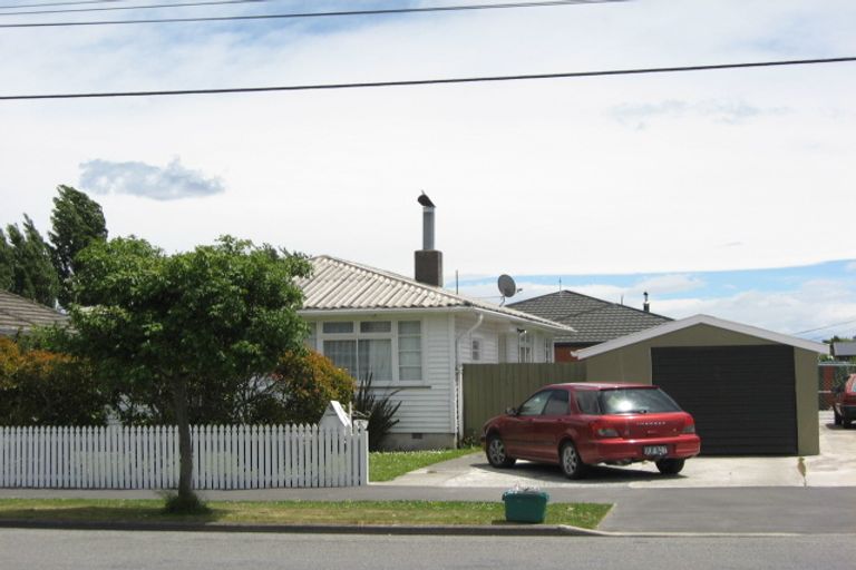 Photo of property in 2/31 Saint Johns Street, Woolston, Christchurch, 8062