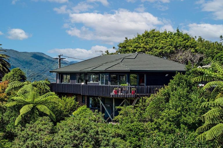 Photo of property in 19 Palm Grove, Belmont, Lower Hutt, 5010