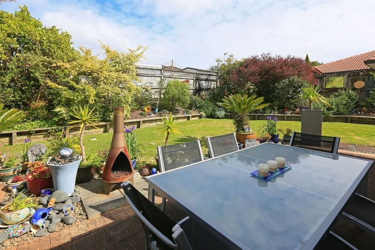 Photo of property in 30 Basra Drive, Henderson, Auckland, 0612