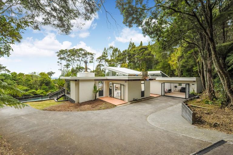 Photo of property in 14 Kopiko Road, Titirangi, Auckland, 0604