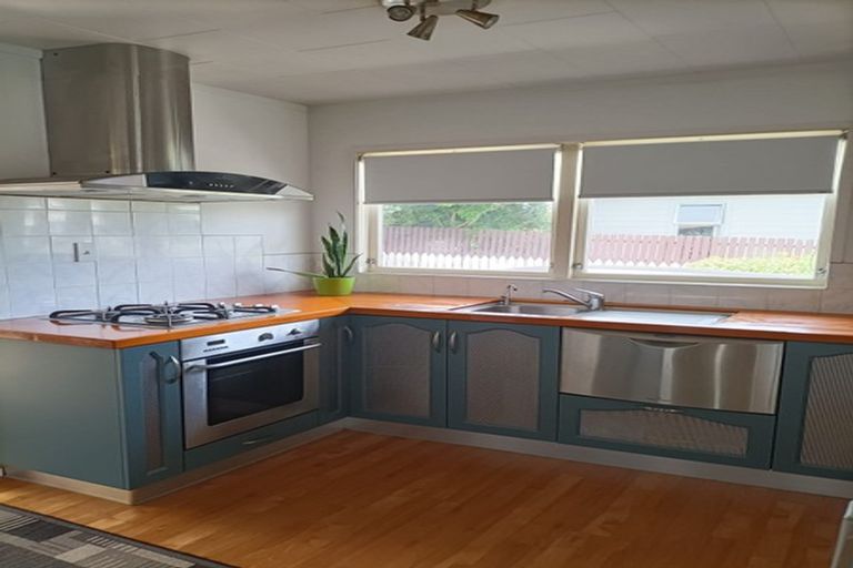 Photo of property in 7 Oleander Place, Bell Block, New Plymouth, 4312