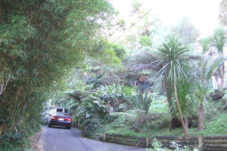 Photo of property in 109 Laingholm Drive, Laingholm, Auckland, 0604
