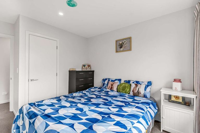 Photo of property in 2/49 Shannon Place, Belfast, Christchurch, 8051