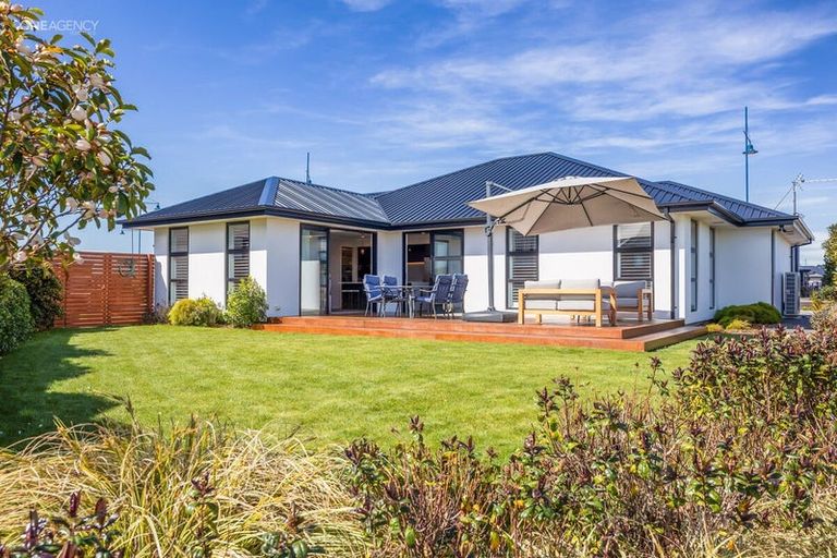 Photo of property in 85 Te Kohanga Drive, Pegasus, 7612