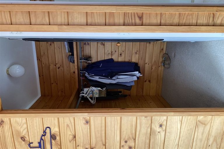 Photo of property in 2/12 Kells Place, Botany Downs, Auckland, 2010