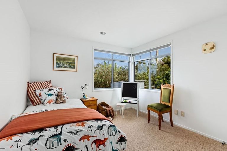 Photo of property in 23 Brampton Road, Snells Beach, 0920