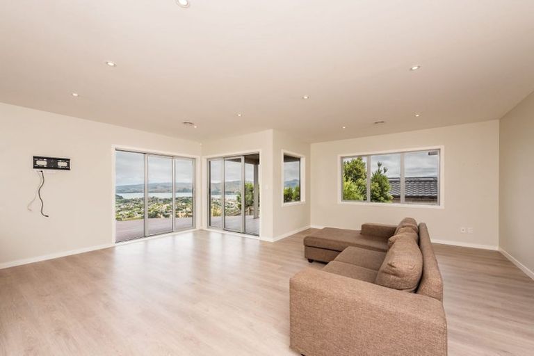 Photo of property in 107 Endeavour Drive, Whitby, Porirua, 5024