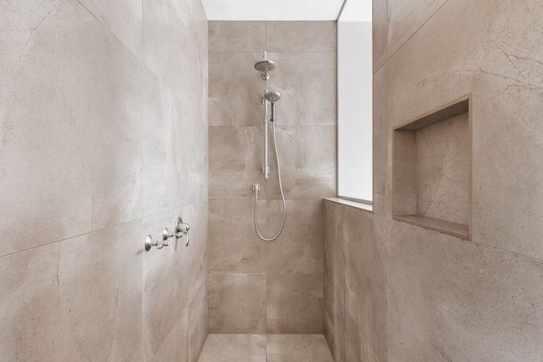 Photo of property in 29 Holcombrooke Lane, Welcome Bay, Tauranga, 3175