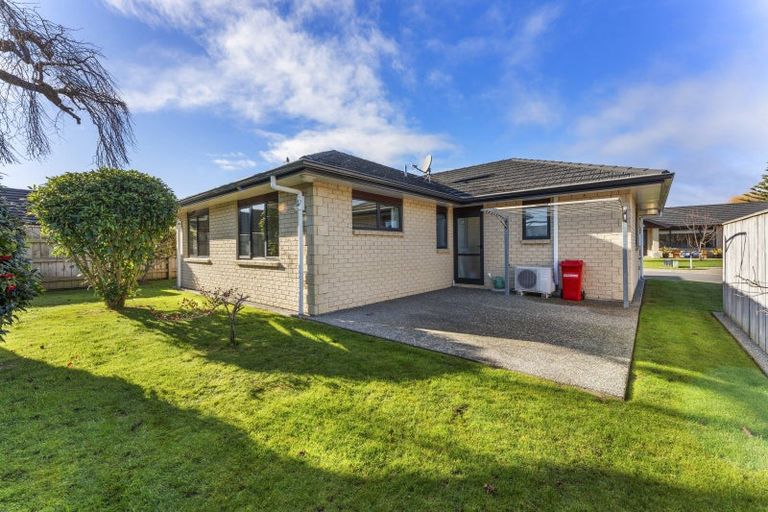 Photo of property in 30 Ian Peter Way, Otaki, 5512