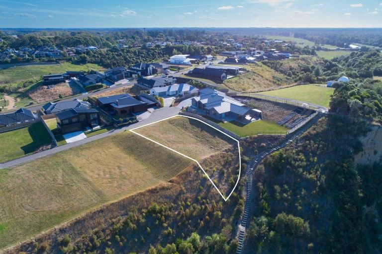 Photo of property in 13 Edenmore Terrace, Fitzherbert, Palmerston North, 4410