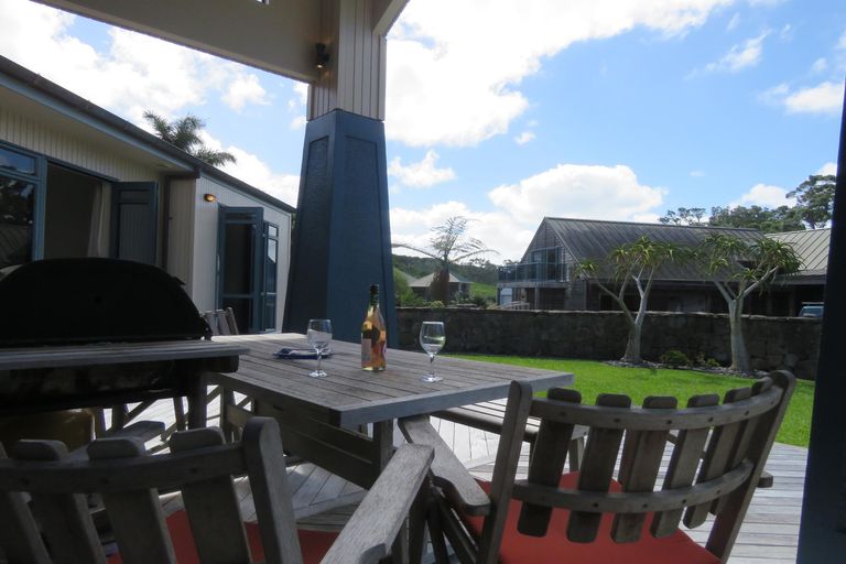 Photo of property in 28 Bayside Drive, Coopers Beach, 0420