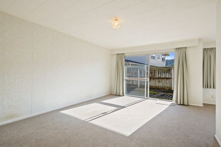 Photo of property in 74b Golders Road, Elderslea, Upper Hutt, 5018