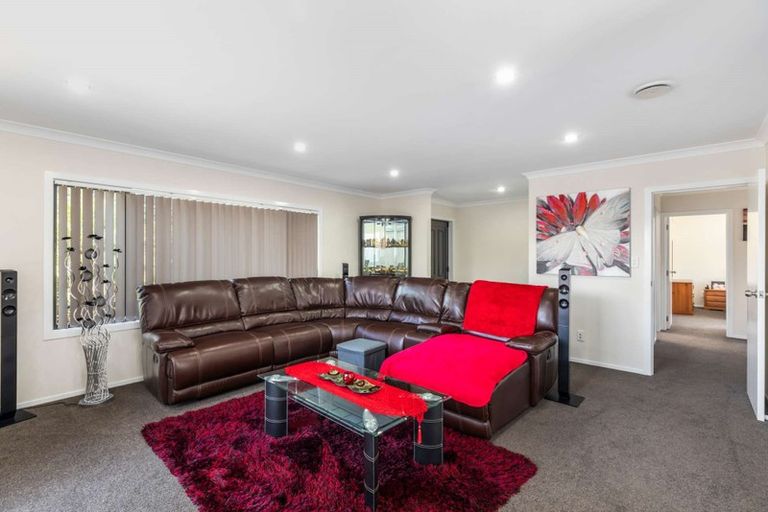 Photo of property in 57 Cartmel Avenue, Massey, Auckland, 0614