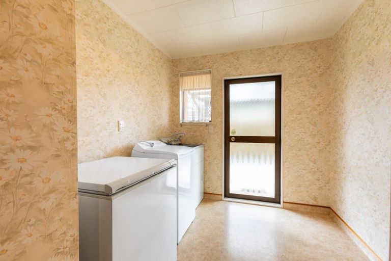 Photo of property in 74 Ormond Street, Woodville, 4920