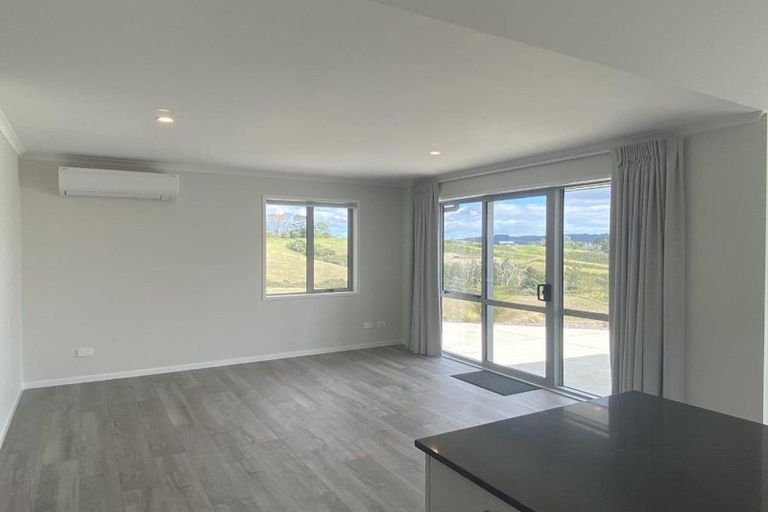 Photo of property in 274 Whitehills Road, Waitoki, Silverdale, 0994