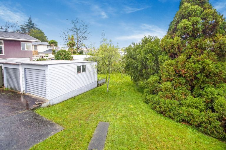 Photo of property in 40 Mason Street, New Lynn, Auckland, 0600