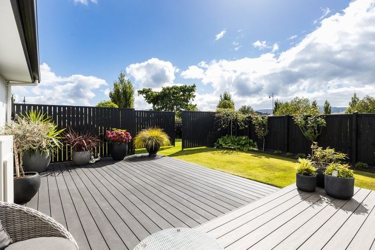 Photo of property in 23 Thornly Park Avenue, Mosgiel, 9024