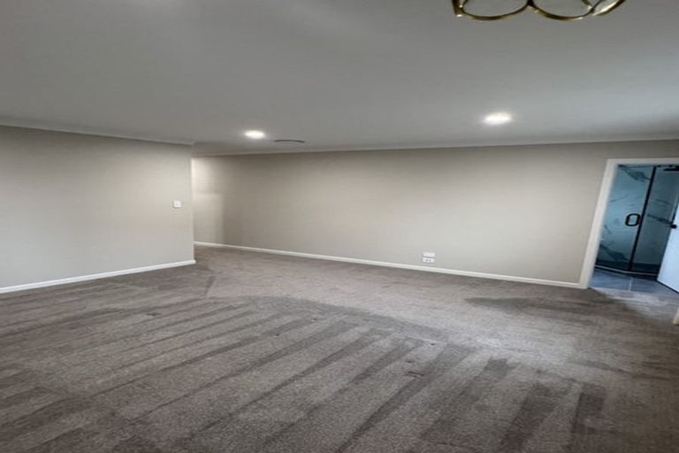 Photo of property in 112 Valderama Drive, Flat Bush, Auckland, 2019