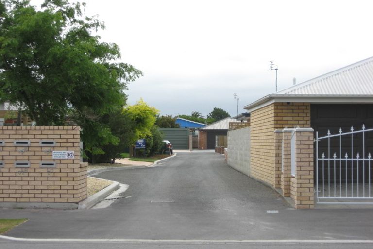 Photo of property in 87 Tilford Street, Woolston, Christchurch, 8062