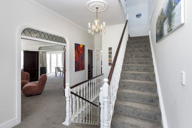 Photo of property in 81a Dyers Pass Road, Cashmere, Christchurch, 8022