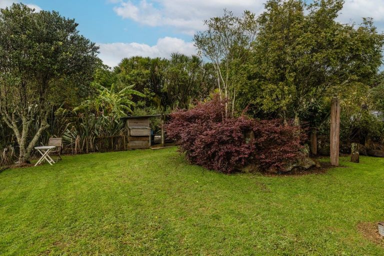 Photo of property in 1064 Pungaere Road, Waipapa, 0295
