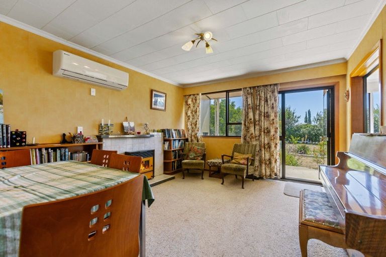 Photo of property in 6 Cambridge Road, Patearoa, 9398