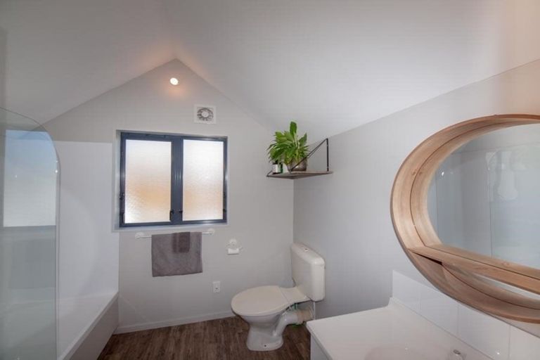 Photo of property in 2/6 Earp Street, Johnsonville, Wellington, 6037