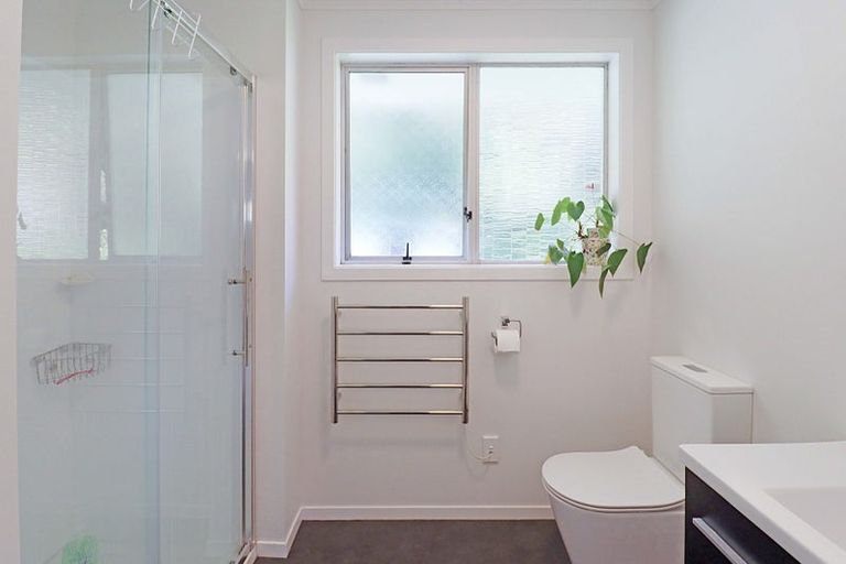 Photo of property in 103a Wyndrum Avenue, Waterloo, Lower Hutt, 5011