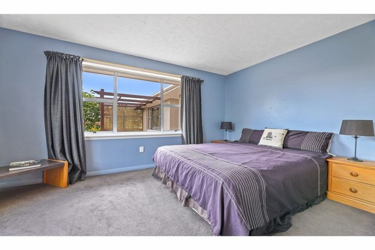 Photo of property in 63 Epsom Road, Sockburn, Christchurch, 8042
