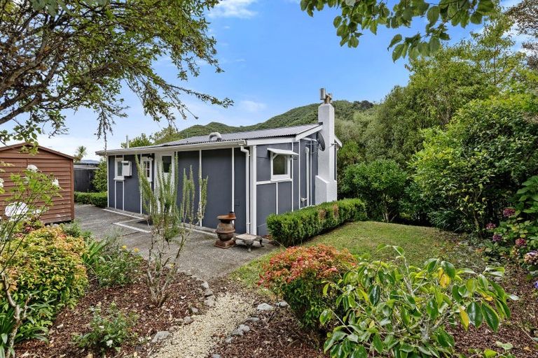 Photo of property in 106 Akatarawa Road, Birchville, Upper Hutt, 5018