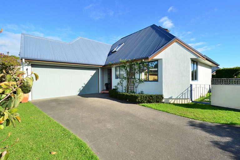 Photo of property in 1/848 Whangaparaoa Road, Manly, Whangaparaoa, 0930