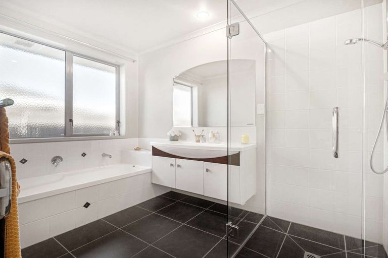 Photo of property in 5 Barbary Close, Wharewaka, Taupo, 3330