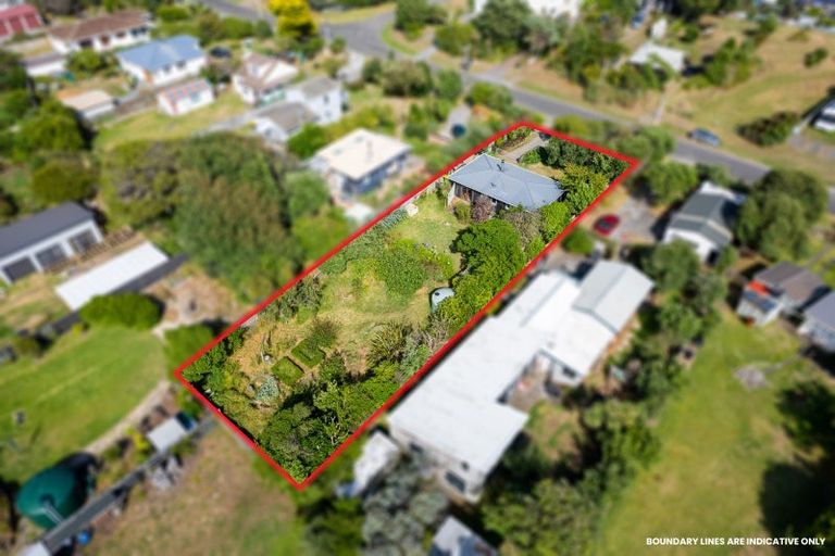 Photo of property in 50 Dixie Street, Te Horo Beach, Otaki, 5581