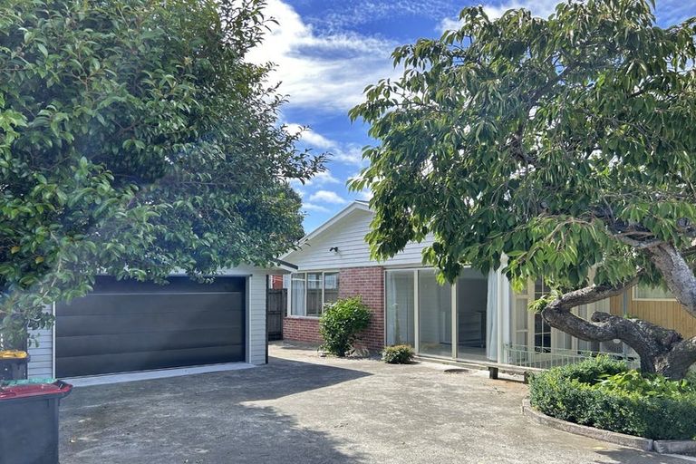 Photo of property in 24 Suva Street, Upper Riccarton, Christchurch, 8041