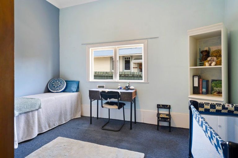 Photo of property in 12 Totara Street, Nelson South, Nelson, 7010