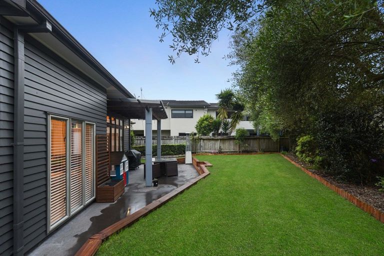 Photo of property in 2 Ashley Street, St Andrews, Hamilton, 3200