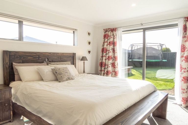 Photo of property in 18 Colebrook Drive, Rolleston, 7614