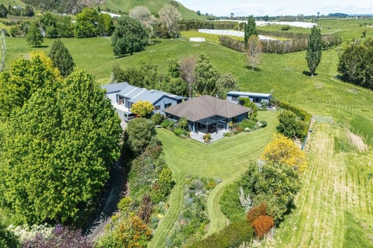 Photo of property in 154 Ohinepanea Road, Pukehina, Te Puke, 3186