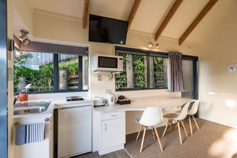 Photo of property in 32-34 School Road, Paihia, 0200