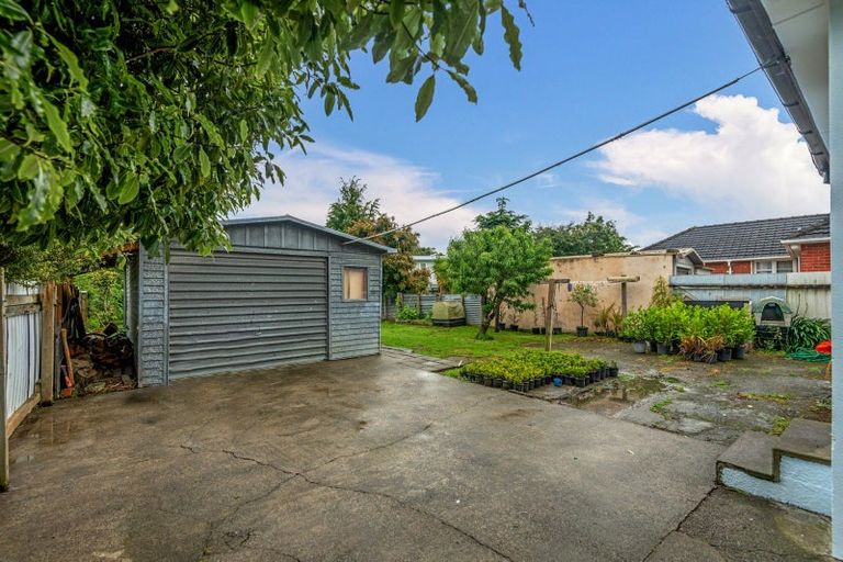 Photo of property in 55 Crewe Crescent, Hokowhitu, Palmerston North, 4410