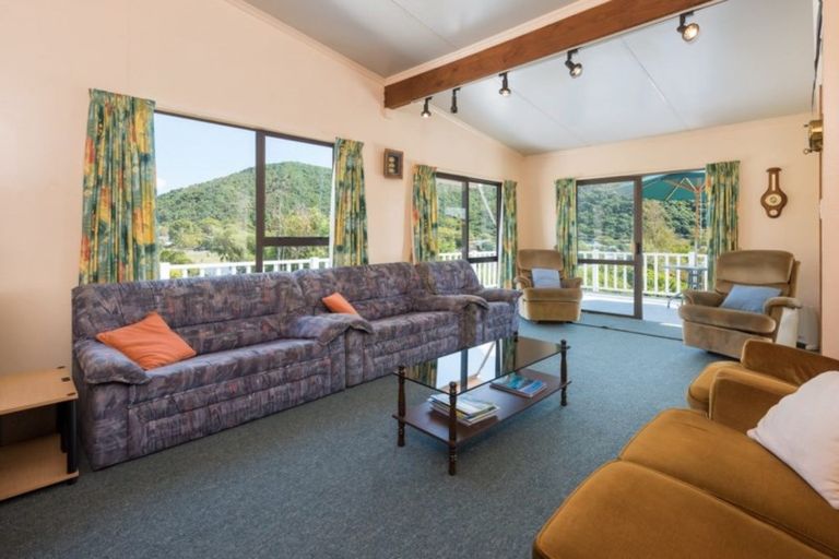 Photo of property in 239b Waikawa Road, Waikawa, Picton, 7220