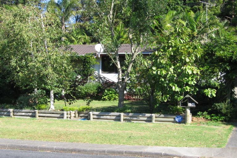 Photo of property in 28 Awaruku Road, Torbay, Auckland, 0630