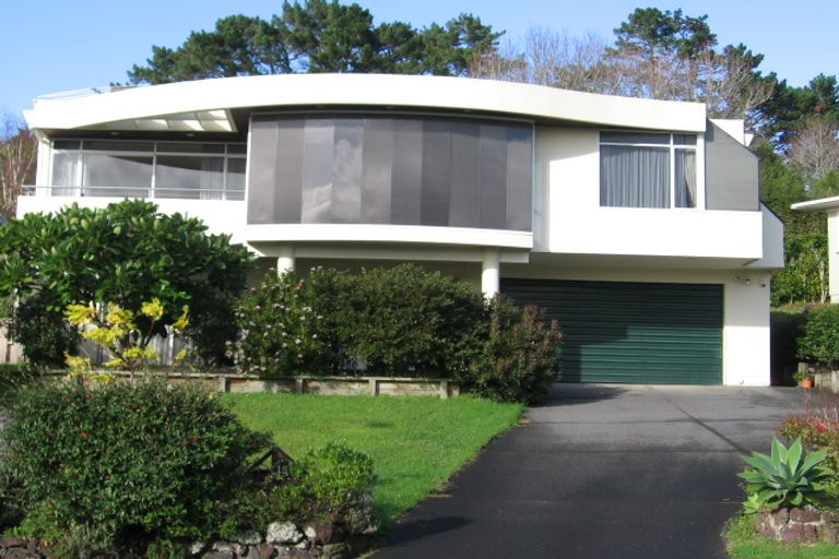Photo of property in 15 Galaxy Drive, Mairangi Bay, Auckland, 0630