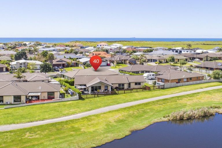 Photo of property in 40 Gibson Place, Papamoa Beach, Papamoa, 3118