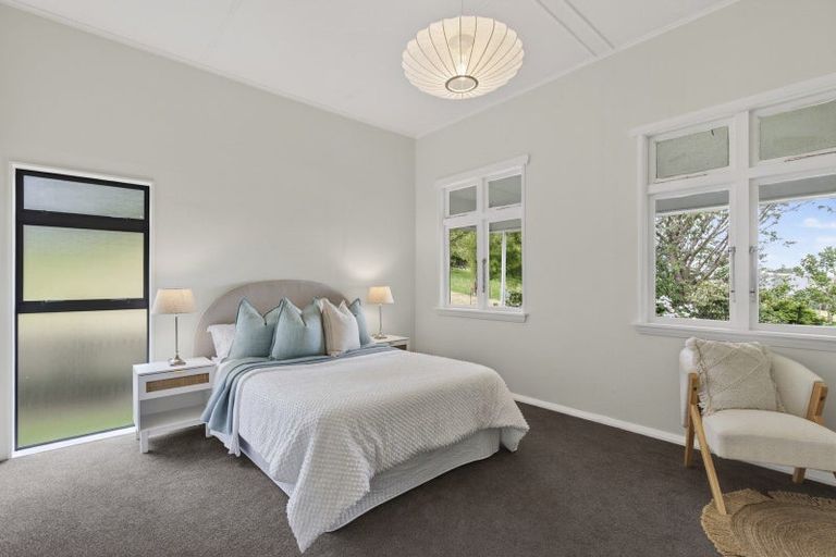 Photo of property in 327 Awai Road, Tarurutangi, New Plymouth, 4372