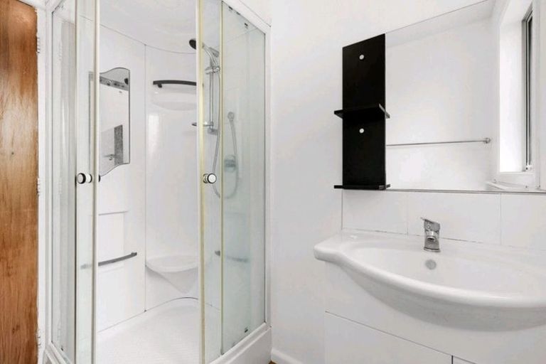 Photo of property in 1/31 Rosedale Place, Avonhead, Christchurch, 8042